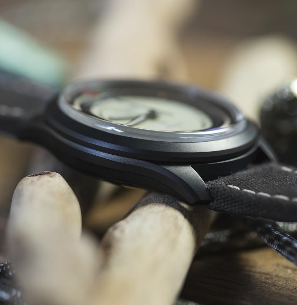 C65 Sandstorm Chronometer C65 Light Catcher Case in Matte black