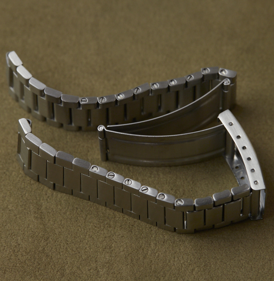 The Flat Link Bracelet Folding Clasp