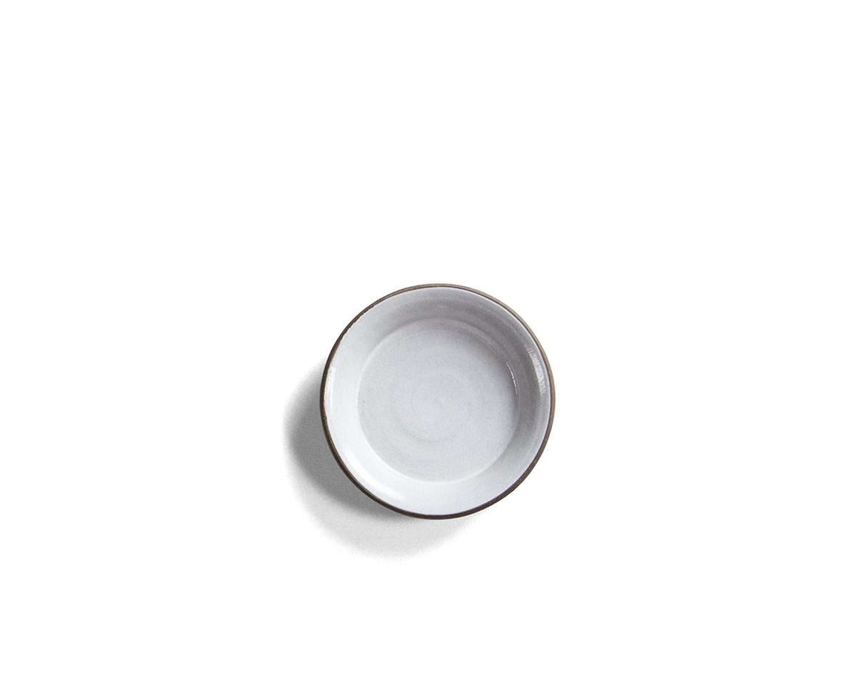 4-rimmed-butter-plate