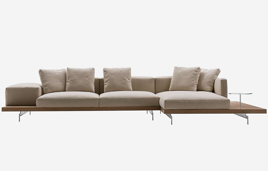 The Dock sofa ‘landscape’ designed by Piero Lissoni for B&B Italia. Photo c/o B&B Italia.