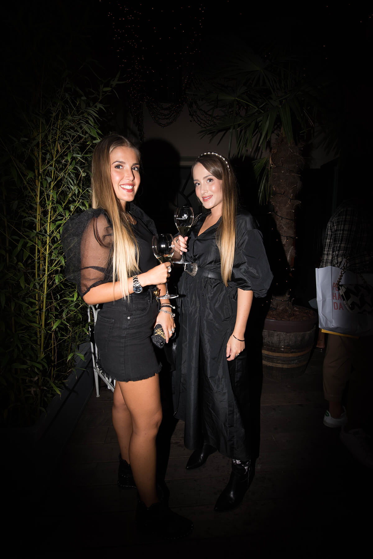 CLAN_UPSTAIRS_ARA_LUMIERE_0.09.09 7.jpg