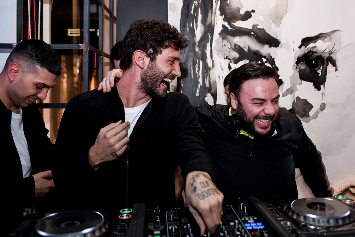 CLAN_UPSTAIRS_DIADORA_04.04.09 4.jpg