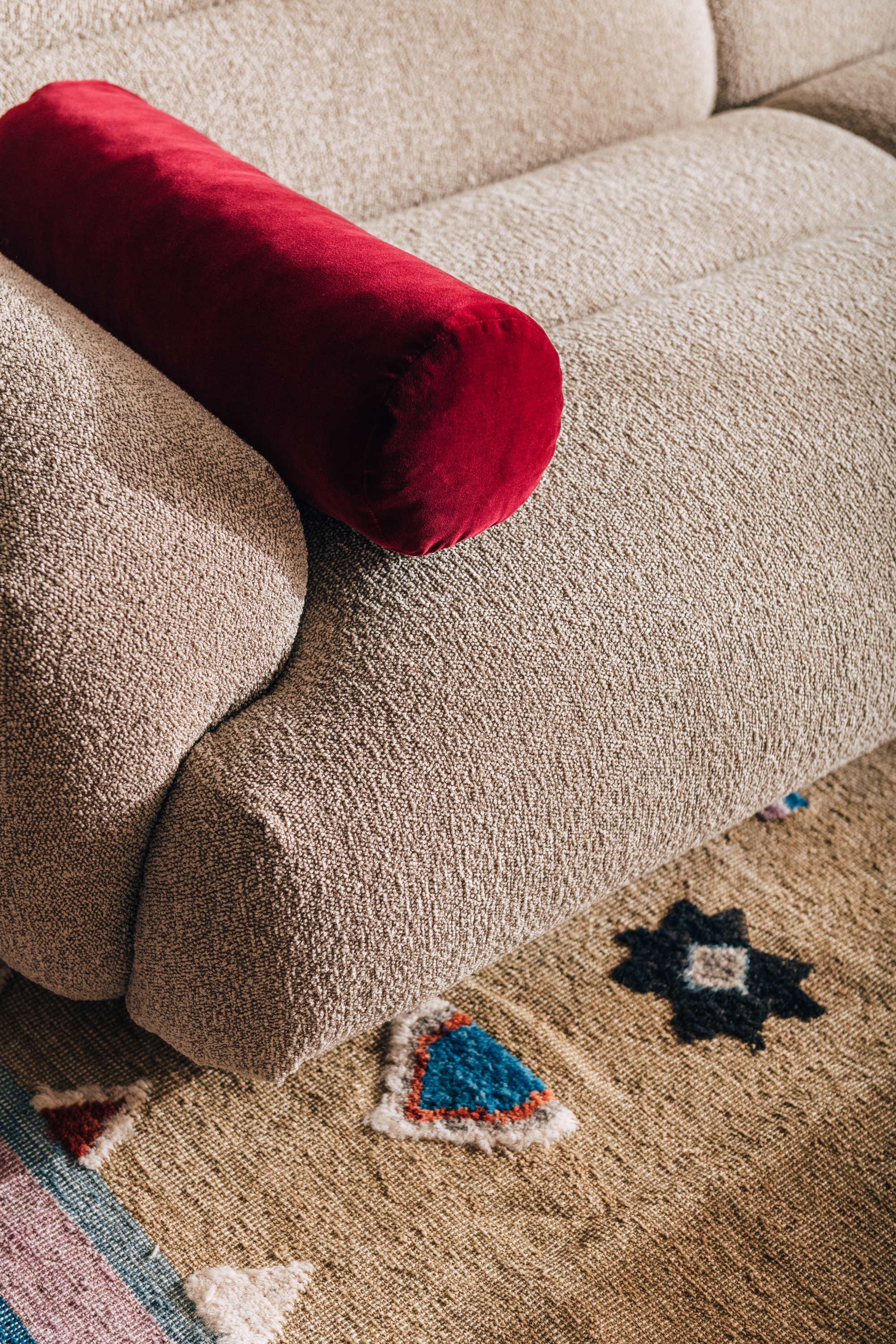Valley Sofa, Dari Moss Rug + Bolster Cushion in Mulberry