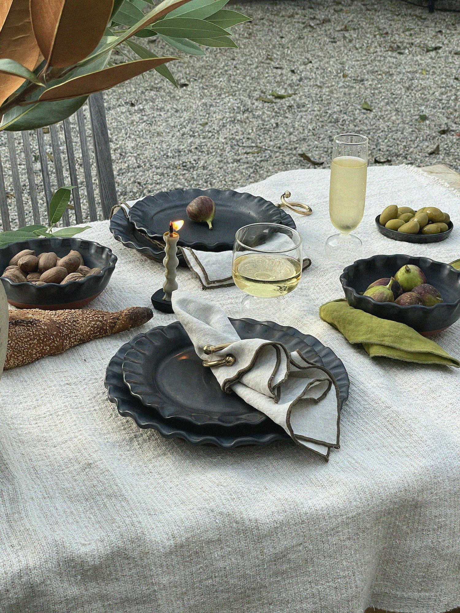Holiday tablescape.