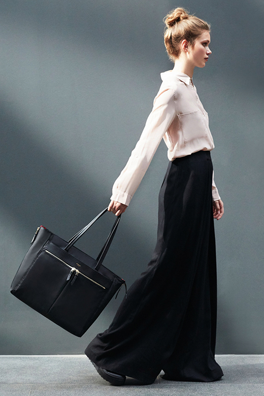 KNOMO Grosvenor Place Laptop Tote Bag - 15" Feature Rectangle Image 1 |knomo.com