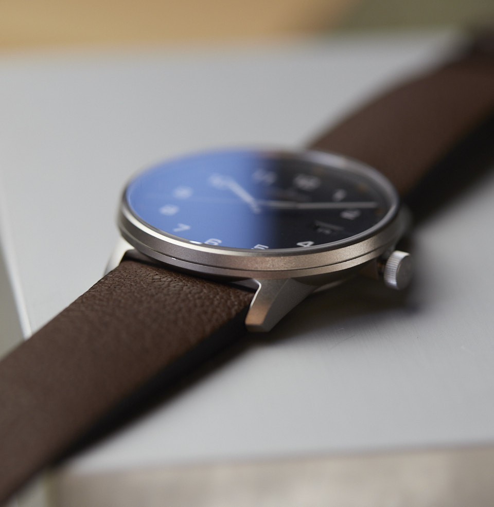 FORM A Titan Satin Titanium Case