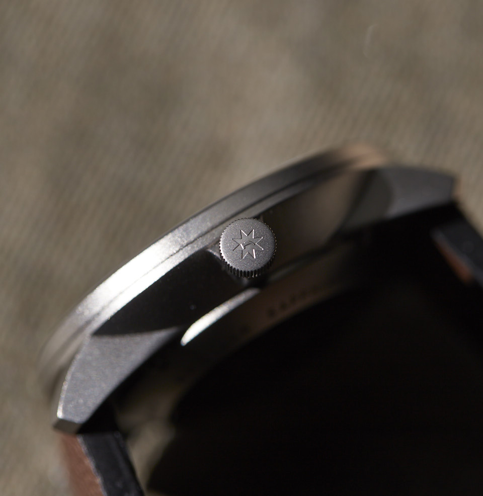 FORM A Titan Signed Titanium Crown