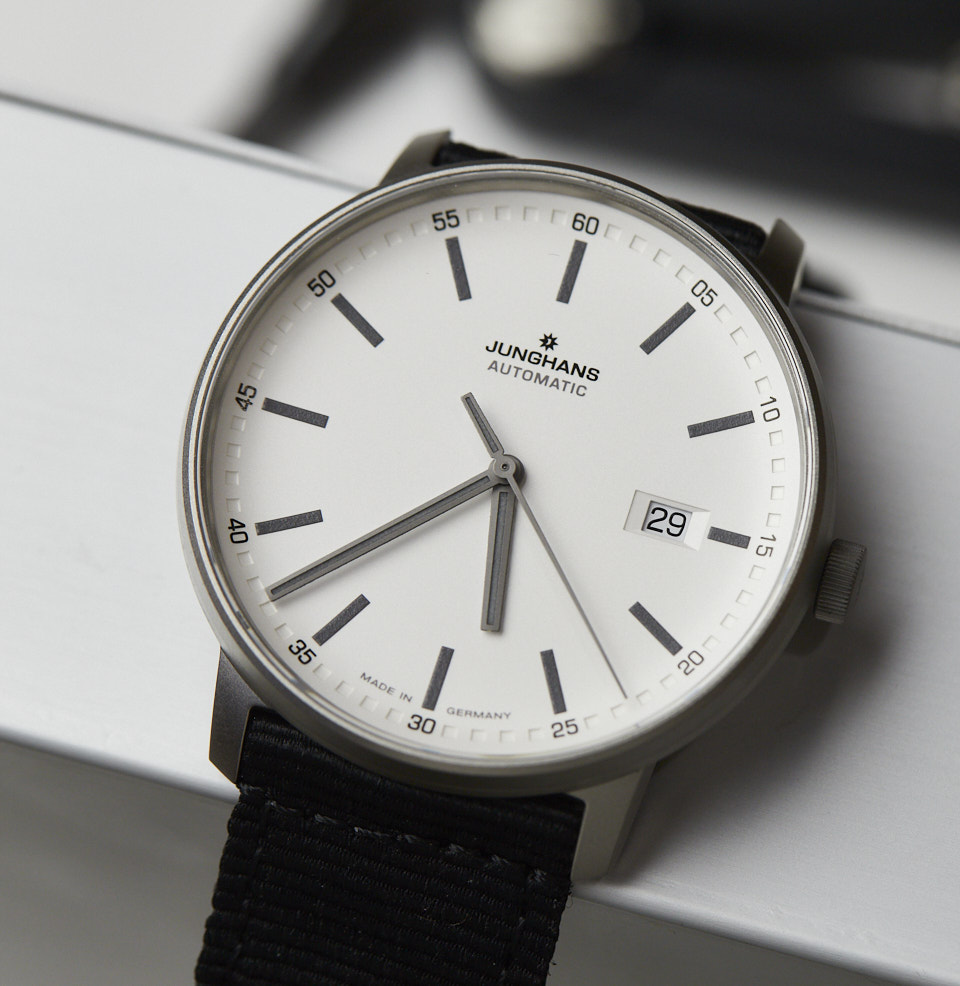 FORM A Titan Bold Details