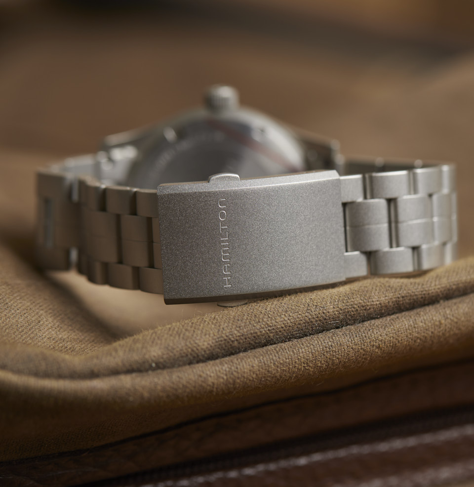 khaki field mechanical bracelet