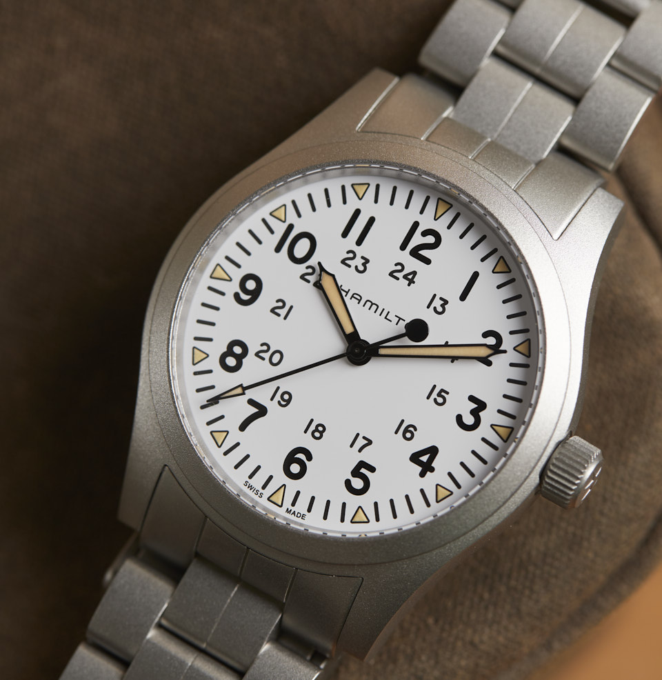 hamilton khaki field mechanical winding