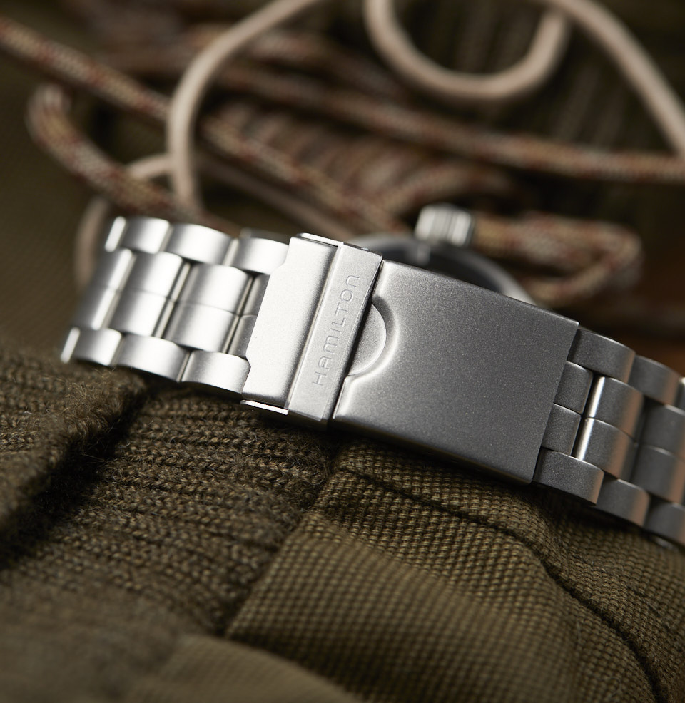 khaki field mechanical bracelet