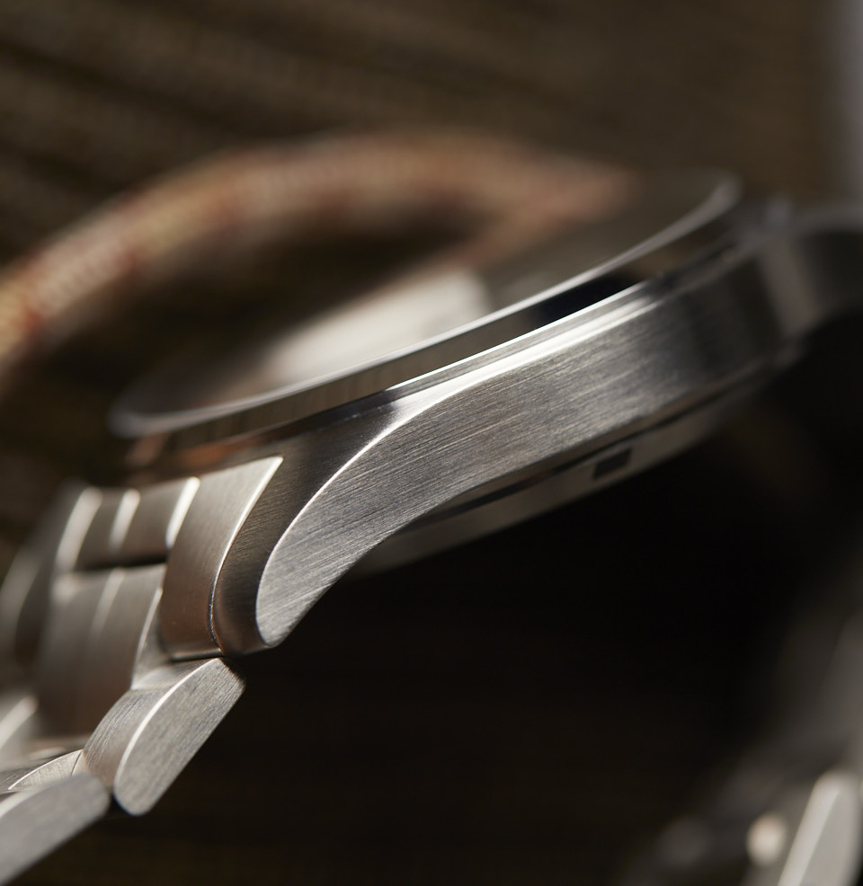 Khaki Field Auto Beautifully Finished Case