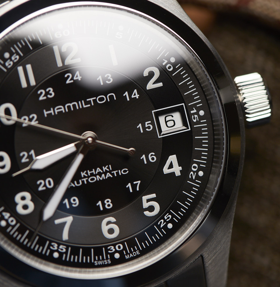 Khaki Field Auto Date at Three