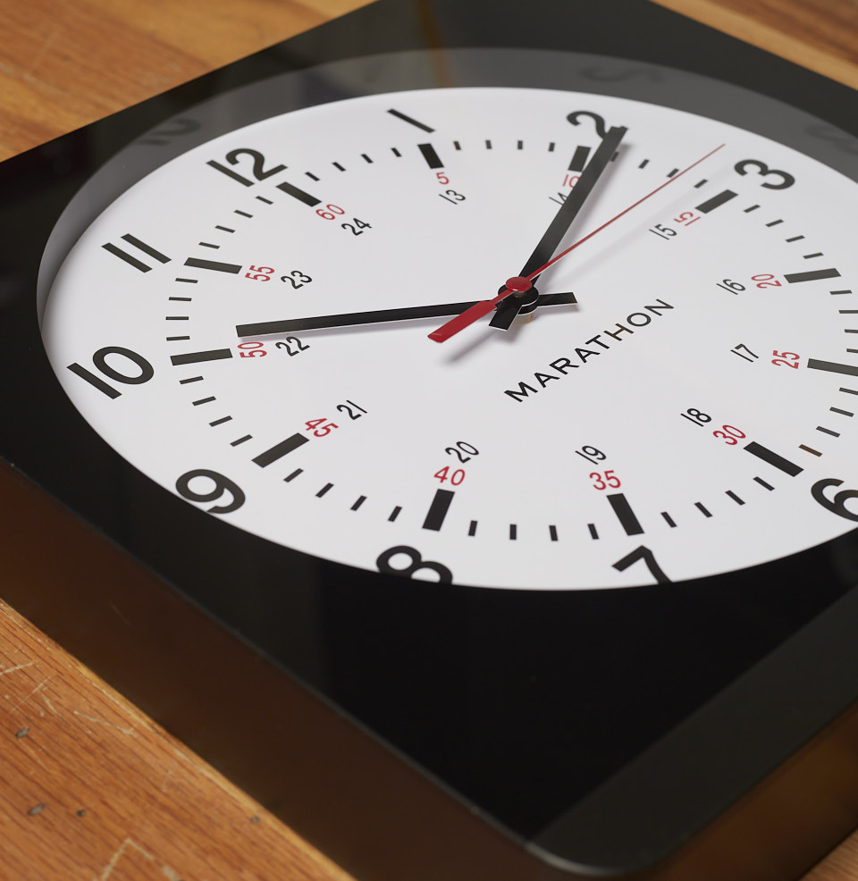Studio Edition 12 Inch Wall Clock Gloss exterior