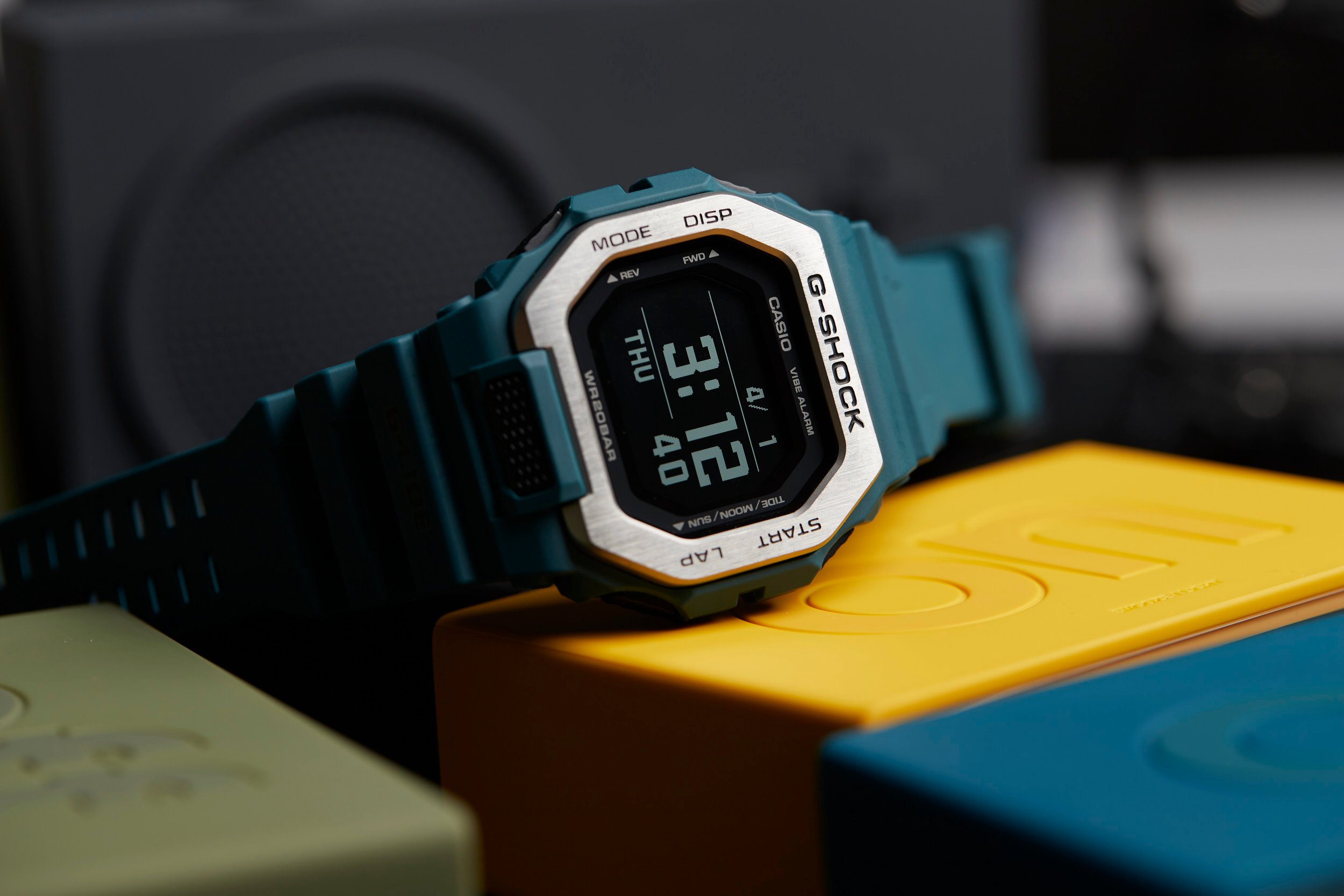 G-SHOCK G-LIDE - Windup Watch Shop | Water-ready with Tide Charts
