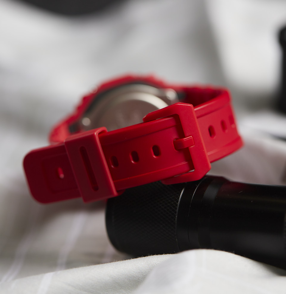GA2100 RED BAND WITH Matching BUCKLE