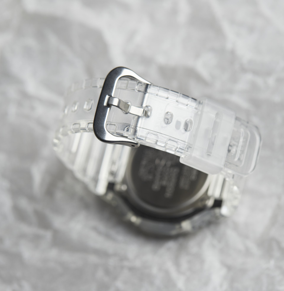 GA2100 TRANSPARENT BAND WITH SILVER BUCKLE