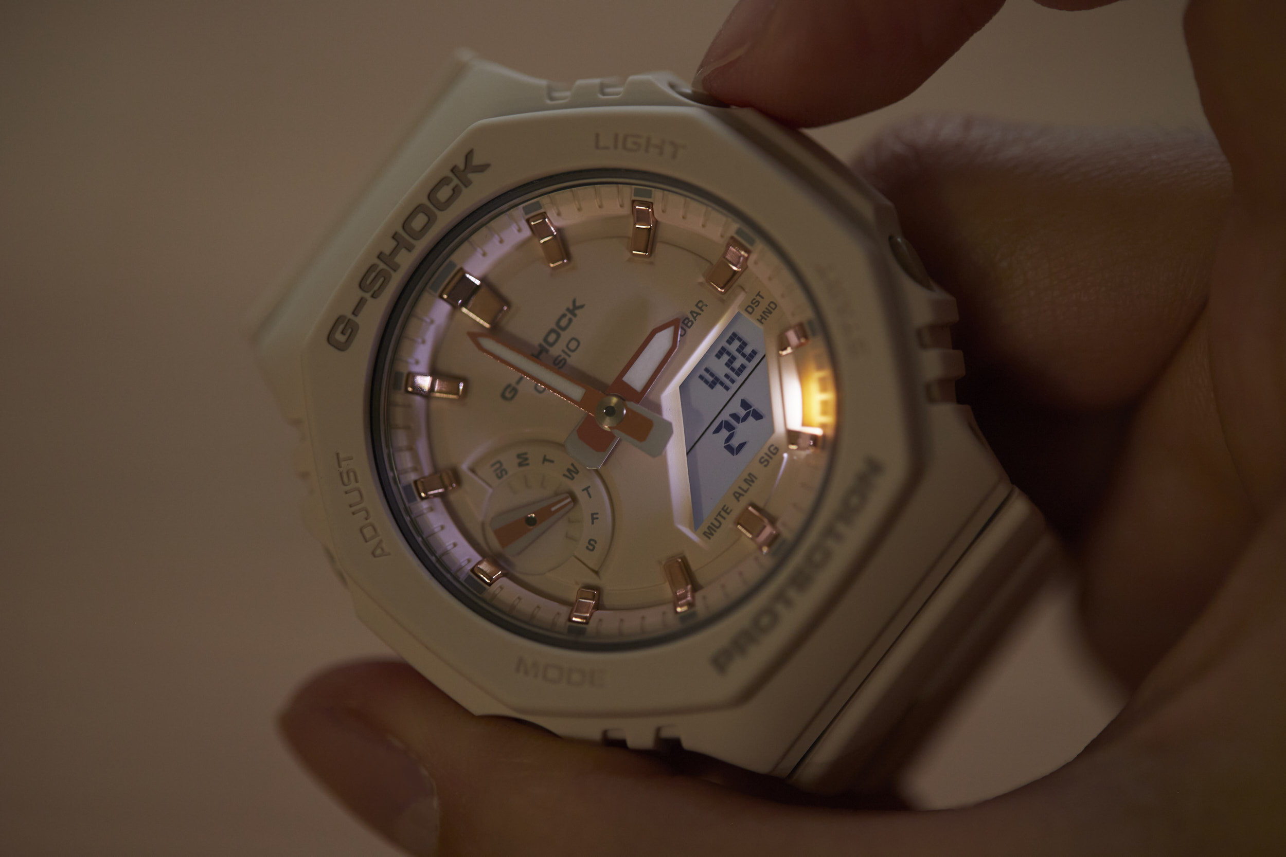 g shock light not bright