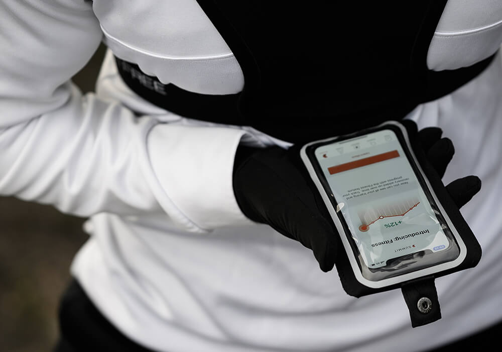 freetrain running vest phone holder