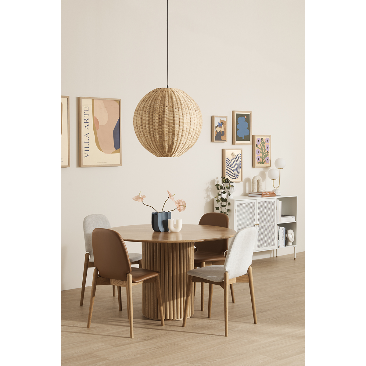 Tan / Oak