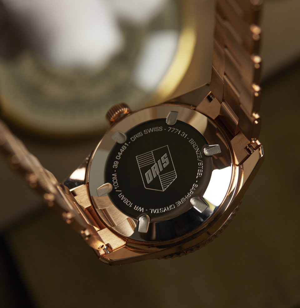 Divers Sixty-Five ‘Cotton Candy’ Solid caseback