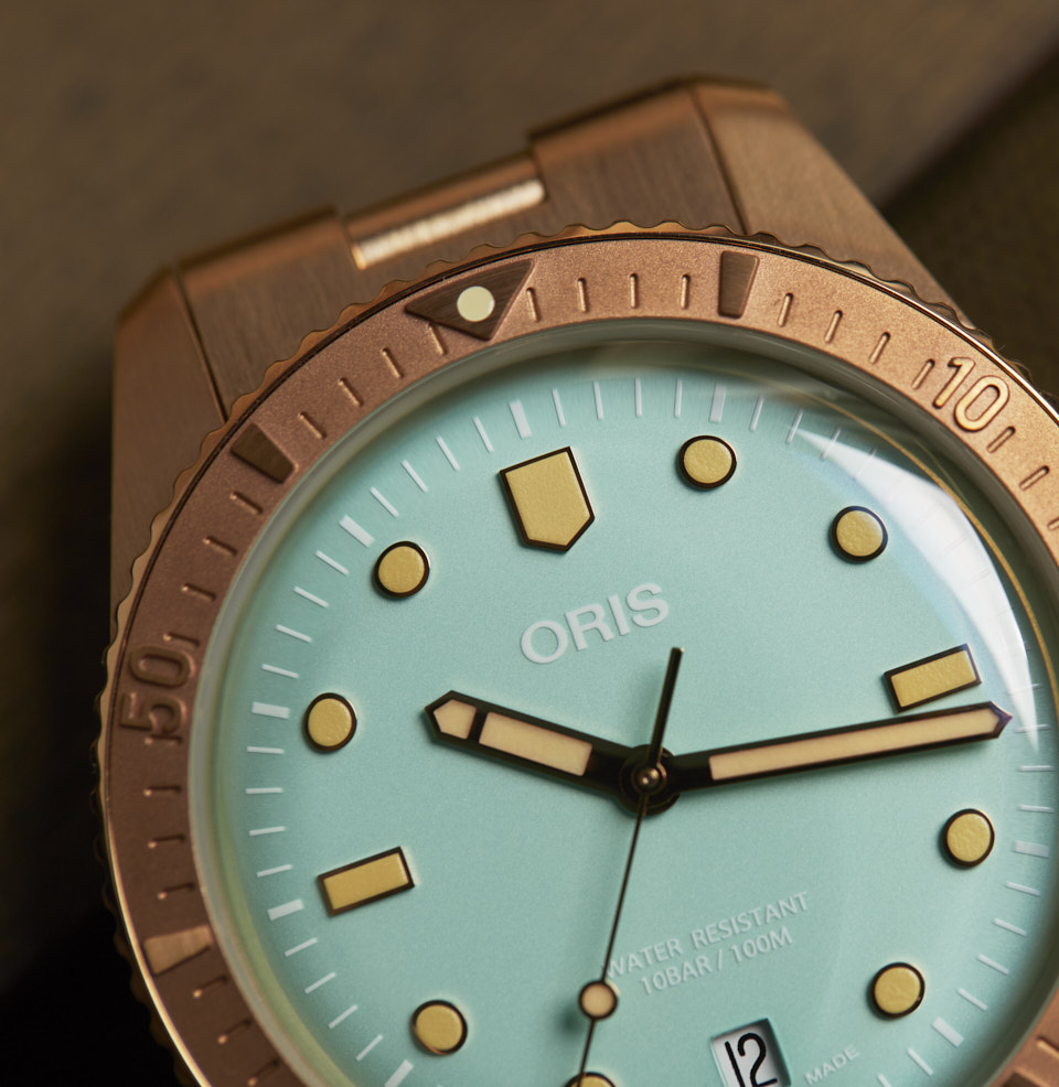 Divers Sixty-Five ‘Cotton Candy’ Bronze inlay bezel