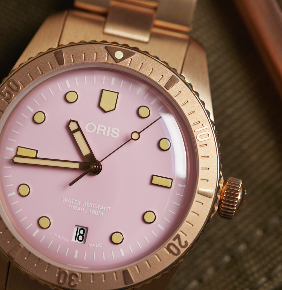 Divers Sixty-Five ‘Cotton Candy’ Bronze inlay bezel