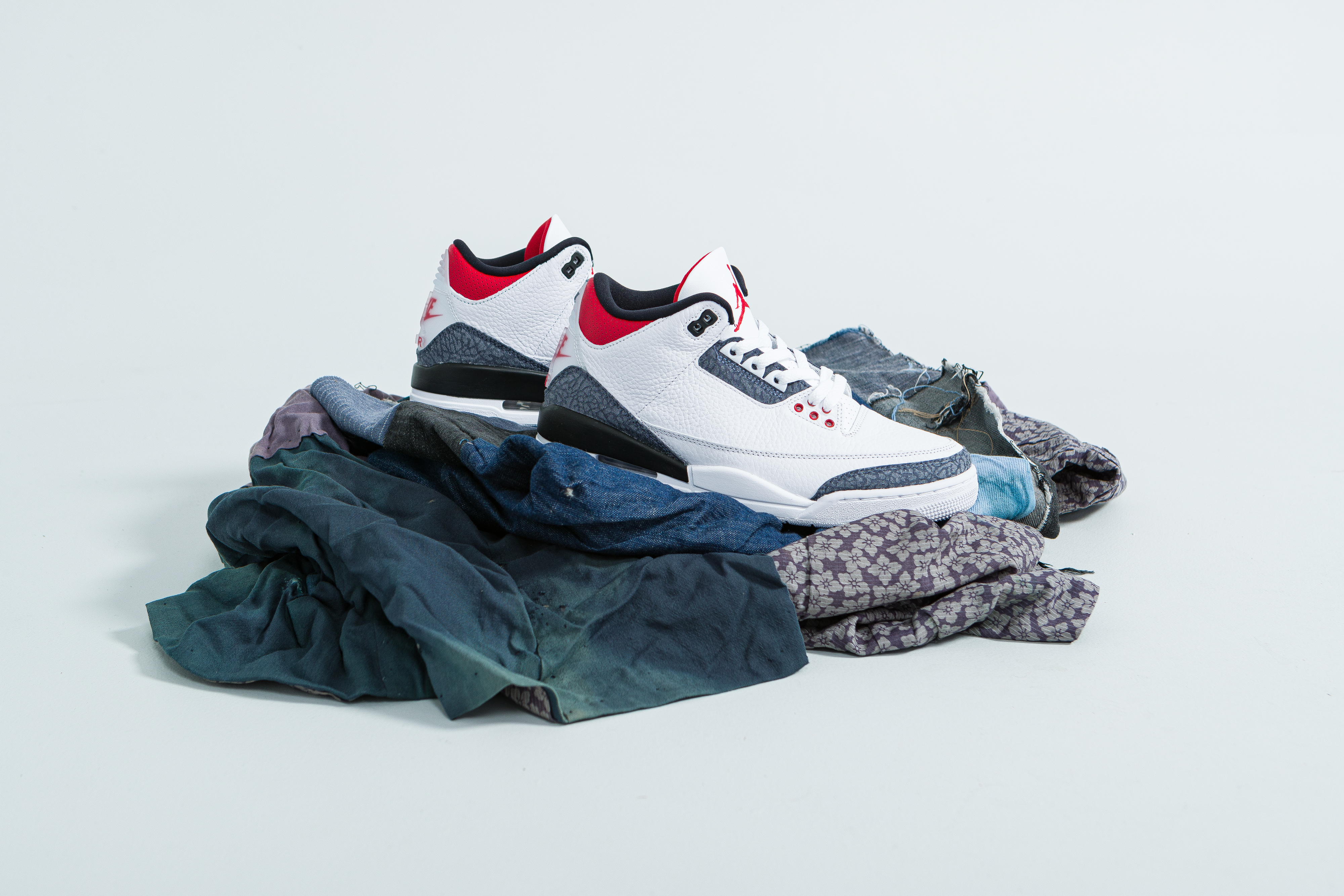 Launches Nike Air Jordan 3 Tokyo Up There
