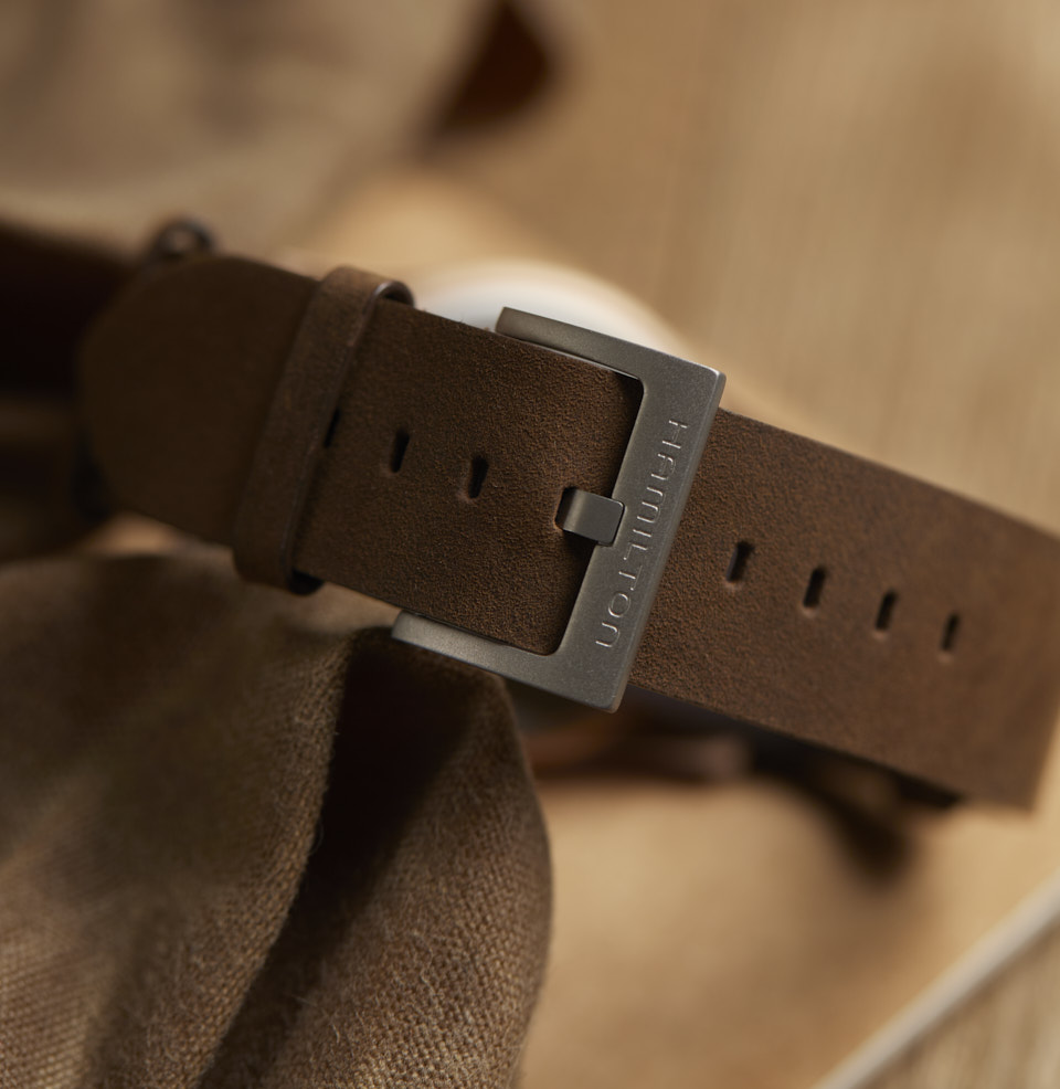 Khaki Field Mechanical 38mm Bronze Leather Strap