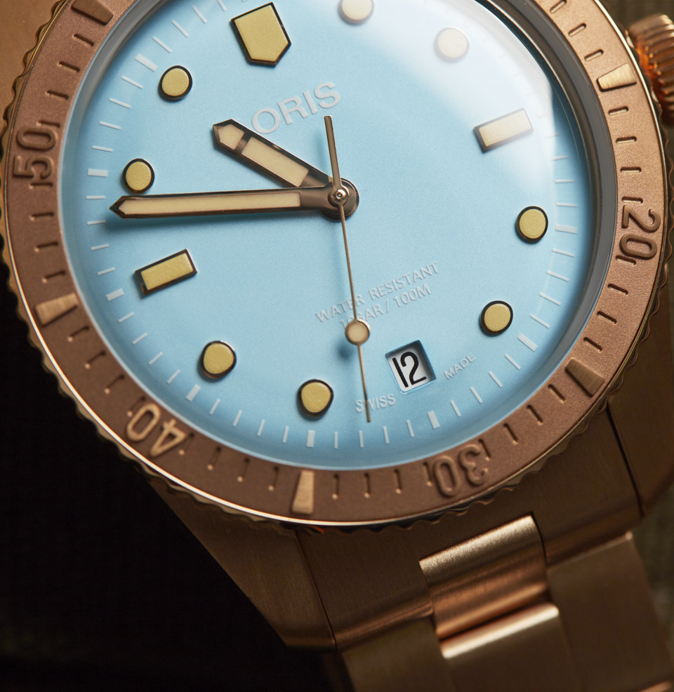 Divers Sixty-Five ‘Cotton Candy’ Date at 6 o’clock