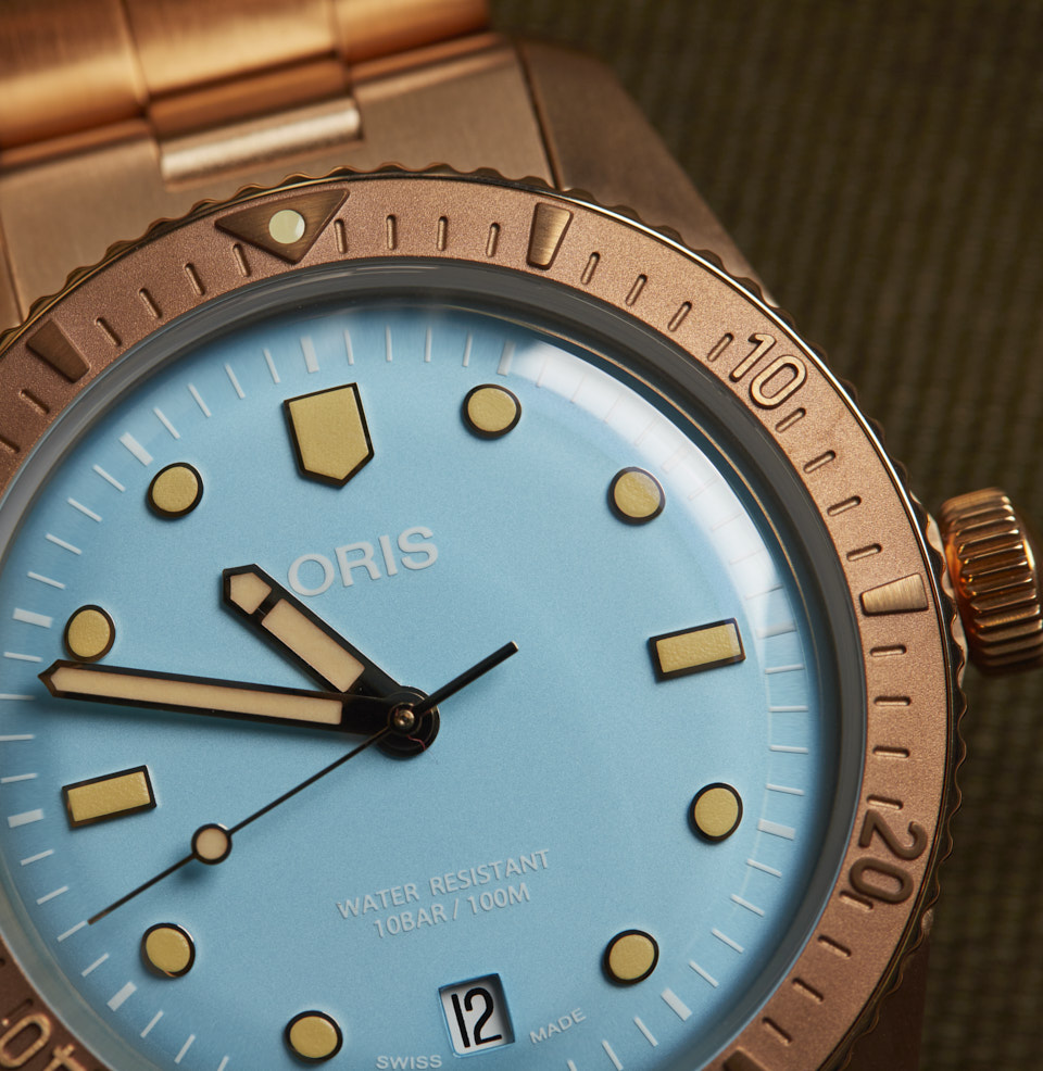 Divers Sixty-Five ‘Cotton Candy’ Bronze inlay bezel