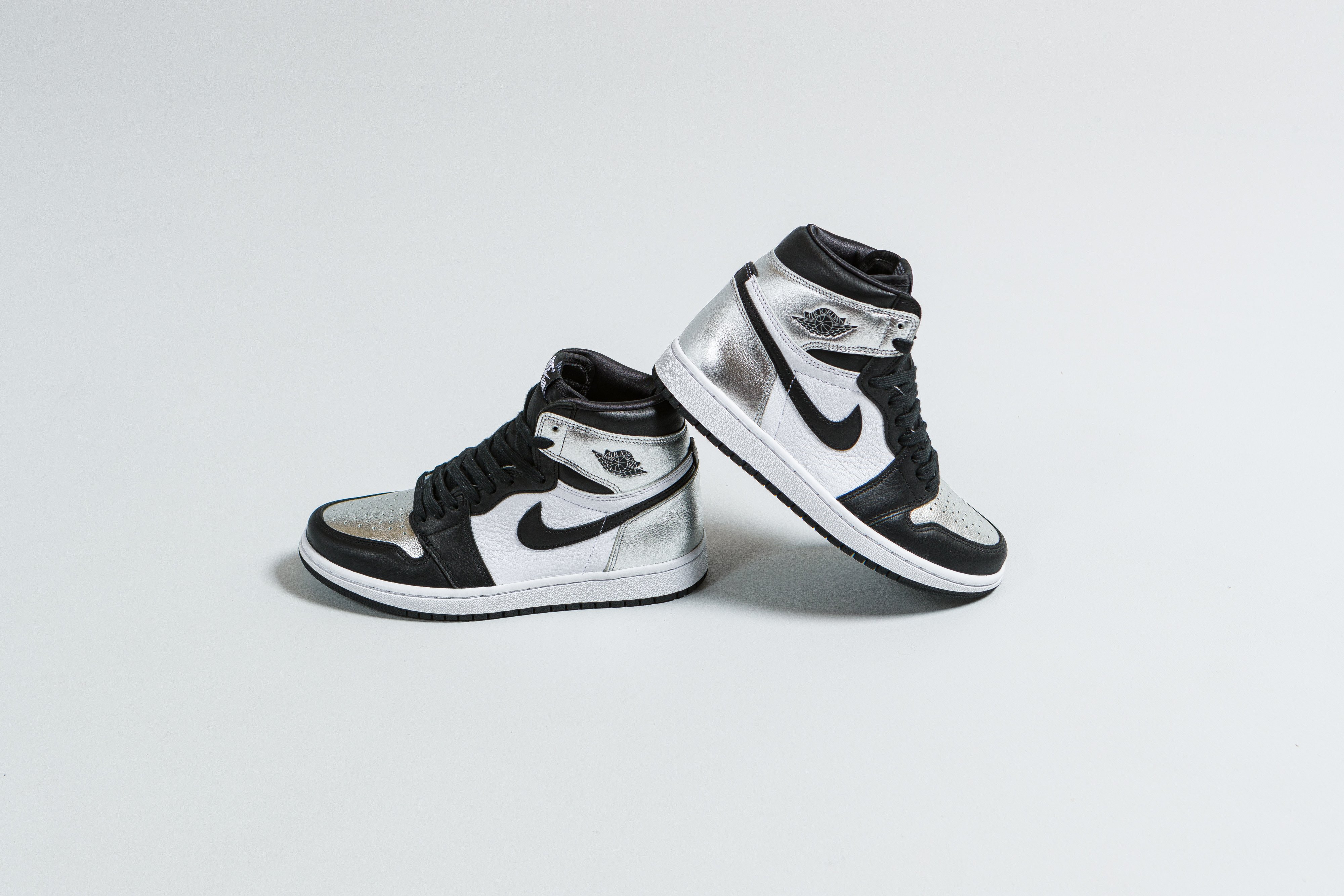 Nike Air Jordan 1 Women S Silver Toe Up There Nike Air Jordan 1 Women S Silver Toe Up There