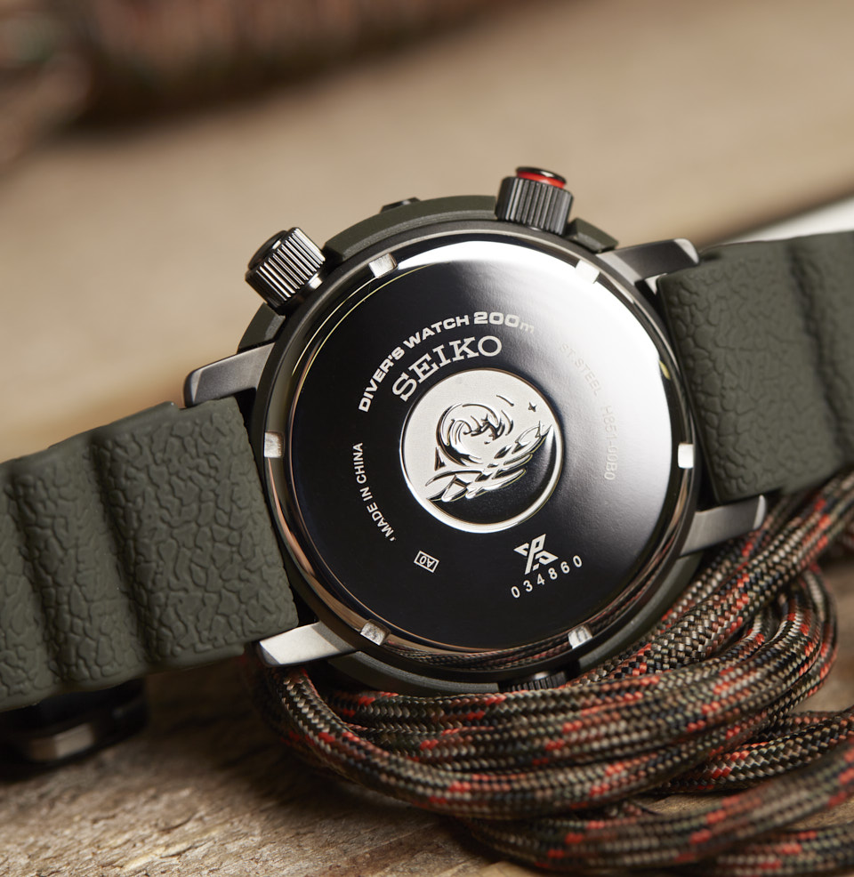 Prospex Ana-Digi Solar Diver SMOOTH ENGRAVED CASE BACK