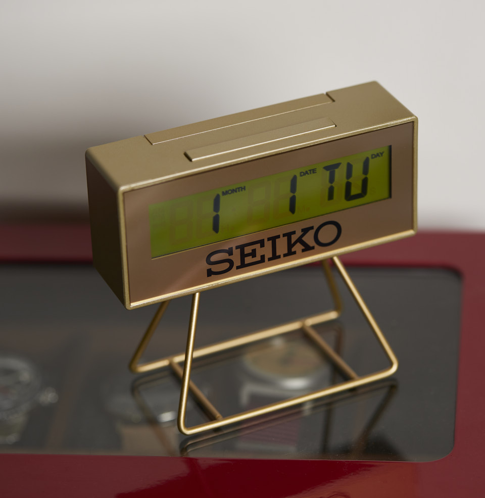 Victory Alarm Clock Top Button