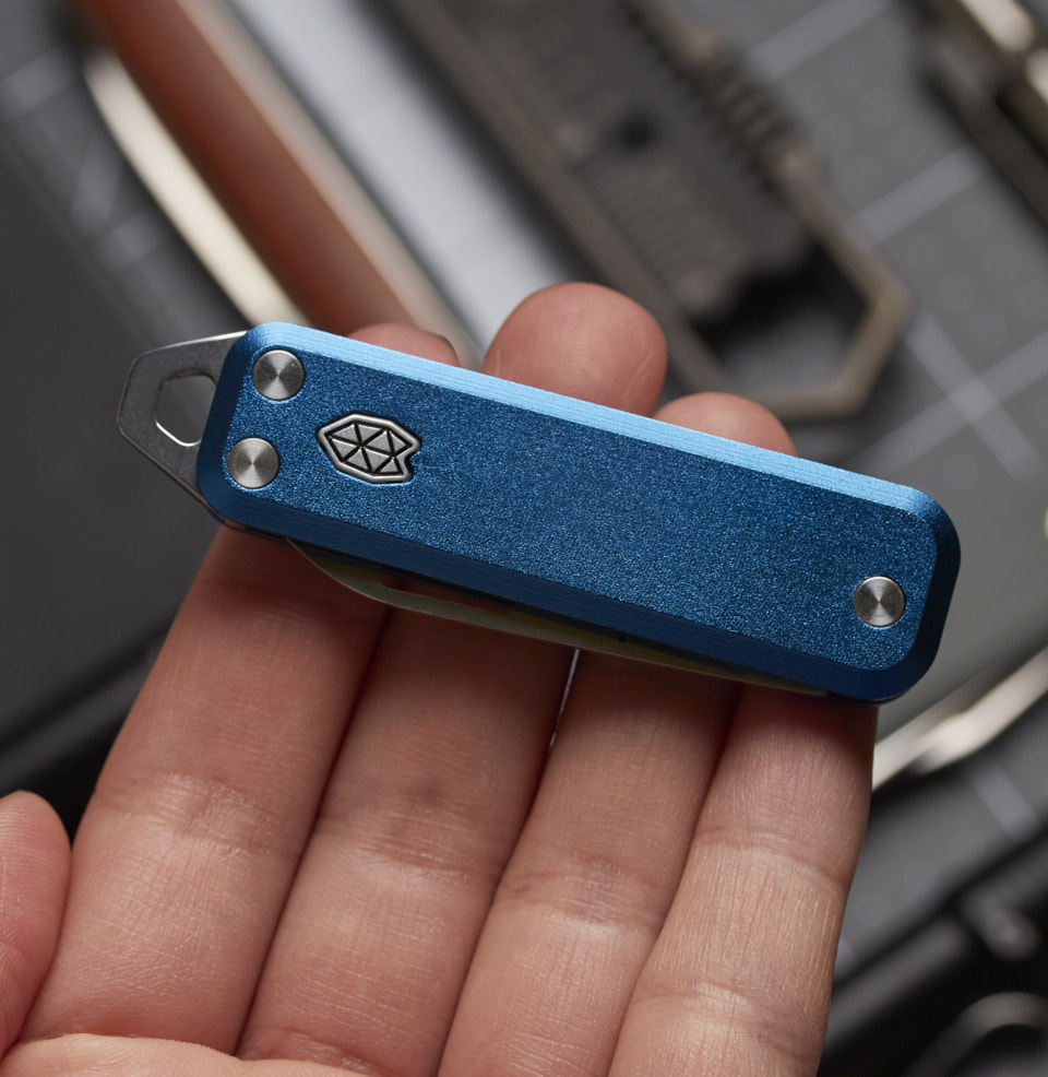 The Elko Fits in the palm of your hand