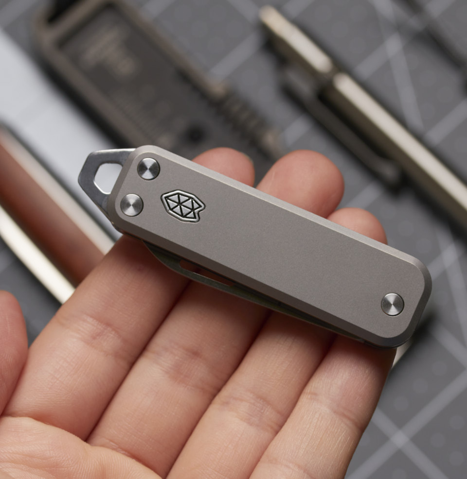 The Elko Fits in the palm of your hand