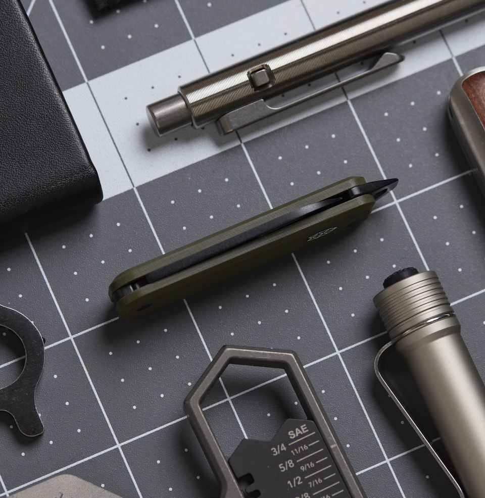 The Elko Thin when closed