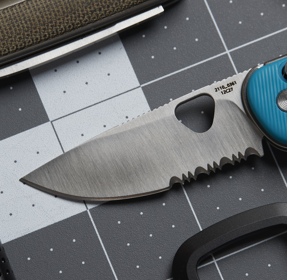 The Redstone 2.5” Sandvik 12C27 Steel Blade 