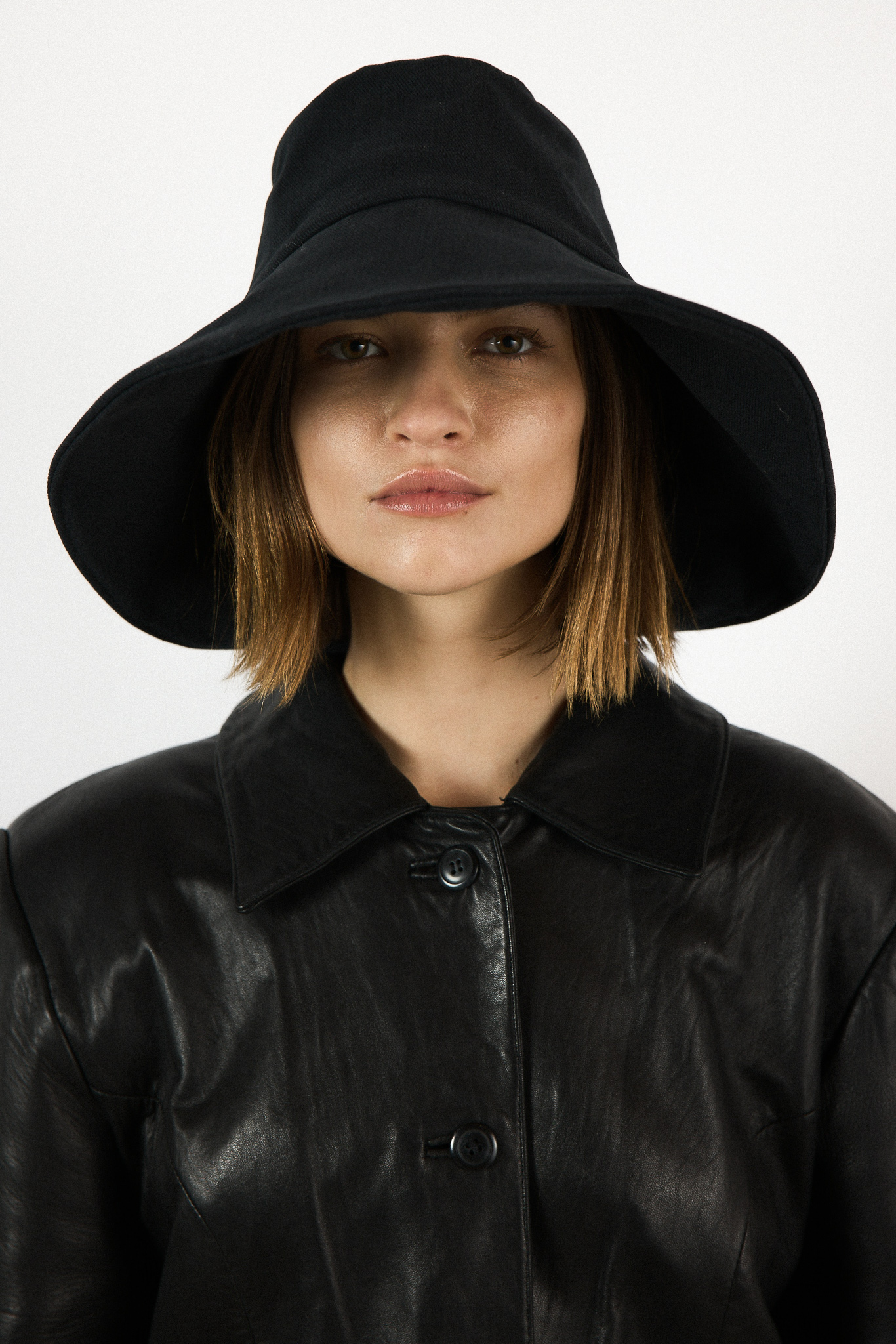 Janessa leone walker hat Clearance
