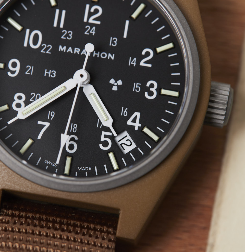 General Purpose Quartz SYRINGE HANDS COMPLETE THE MILITARY LOOK