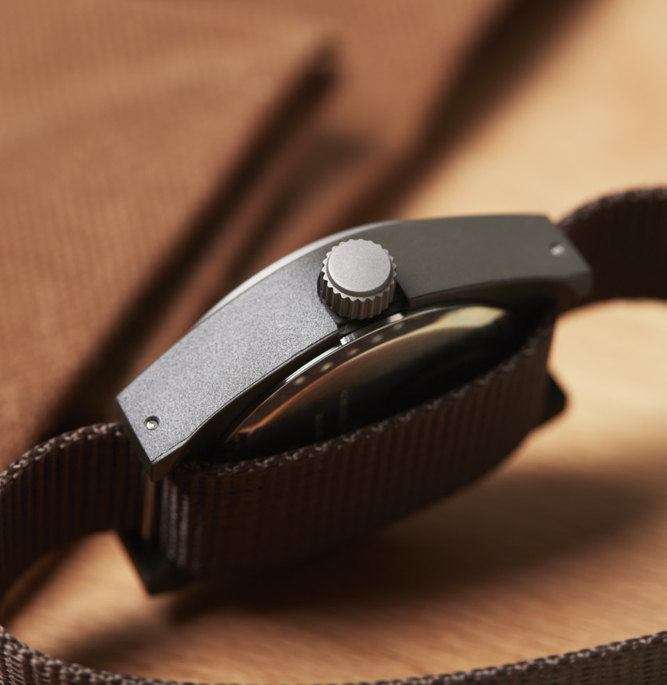 General Purpose Quartz Steel crown, bezel, and a sapphire crystal