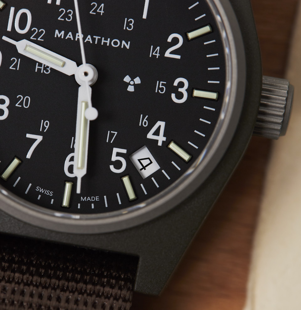 General Purpose Quartz SYRINGE HANDS COMPLETE THE MILITARY LOOK