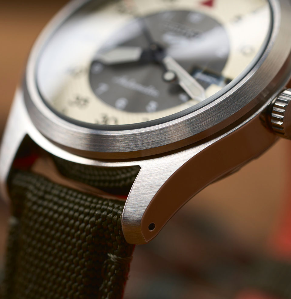 Worn & Wound 10th Anniversary Limited Edition BRUSHED AND POLISHED CASE 