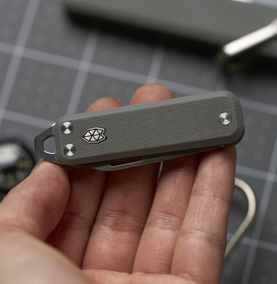 The Elko Fits in the palm of your hand