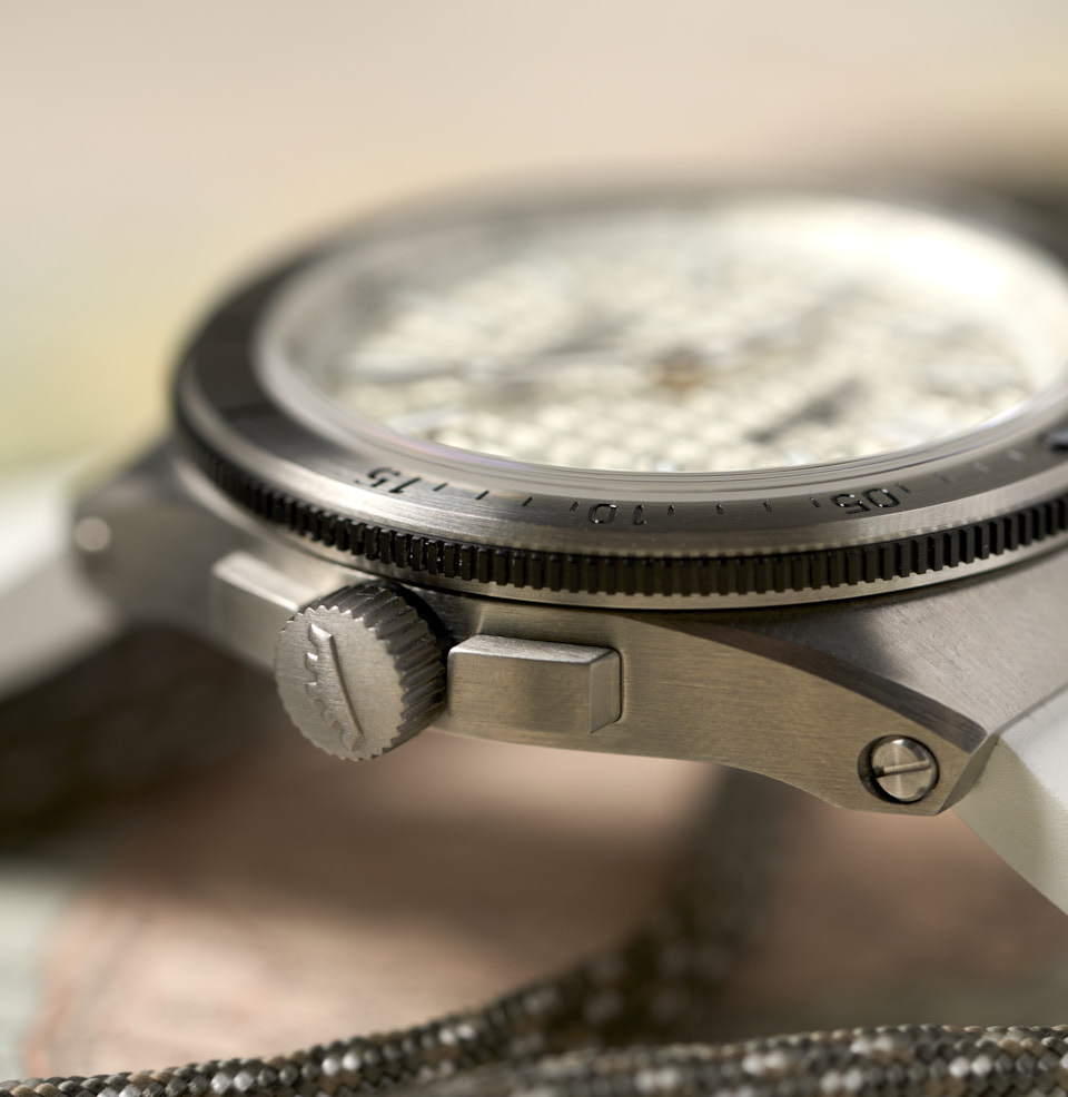 Marinemaster M-40 Beveled Edges