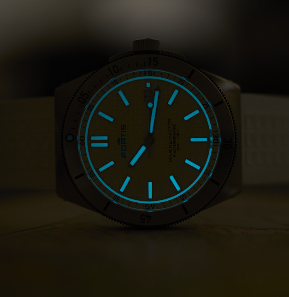 Marinemaster M-40 Superluminova X1