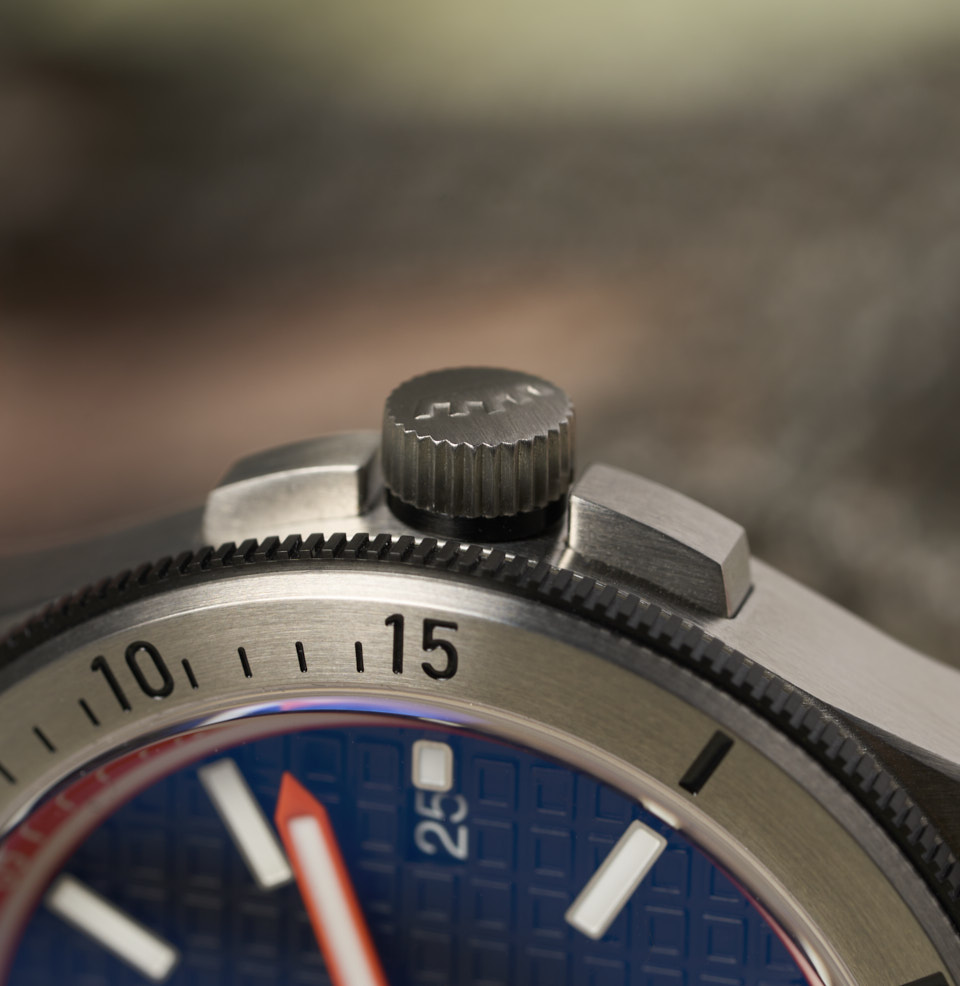 Marinemaster M-44 Screw-Down Crown