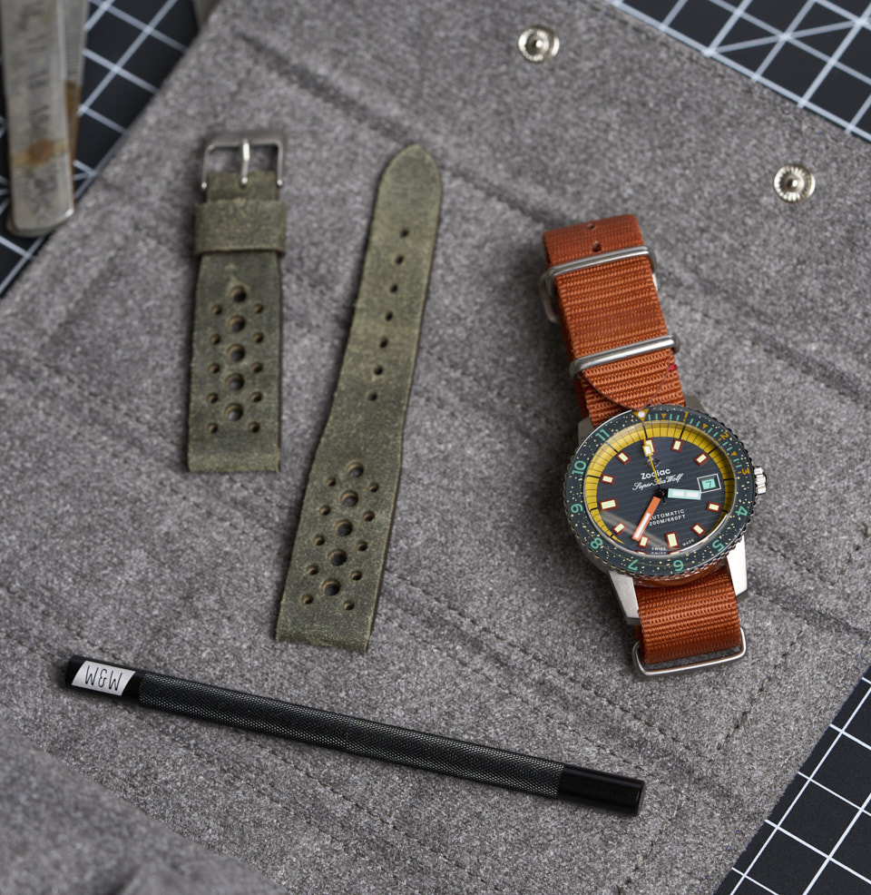 Hexagon Watch Tube Work Space