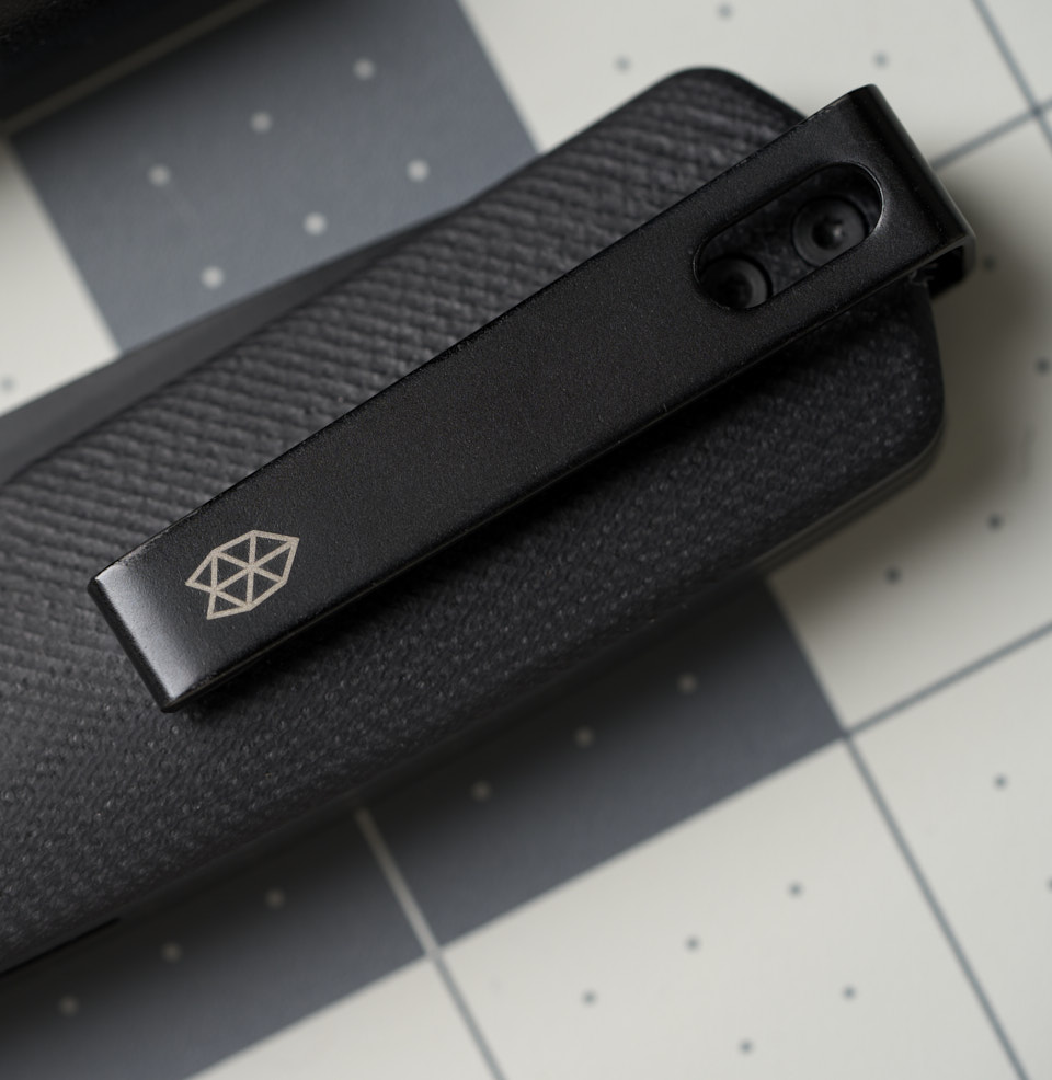 The Carter Reversible Pocket Clip