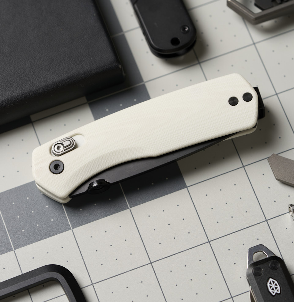 The Carter Machined G10 Scales